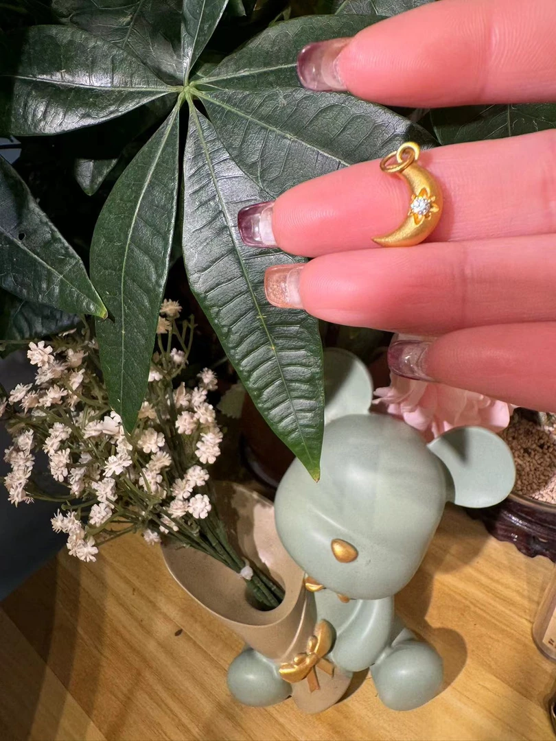 足金999吊坠   2.37克