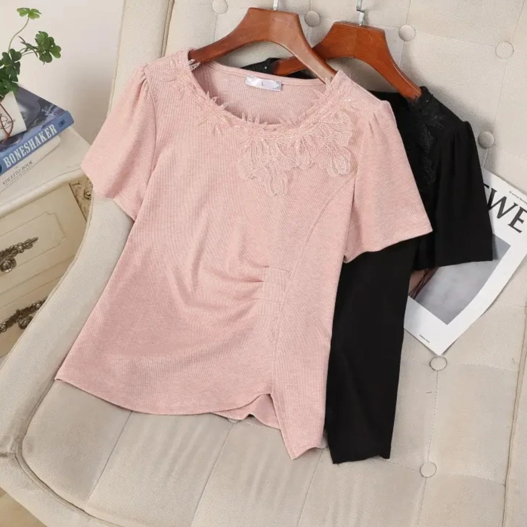 2082（302）大码微胖蕾丝拼接褶皱遮肉短袖休闲T恤