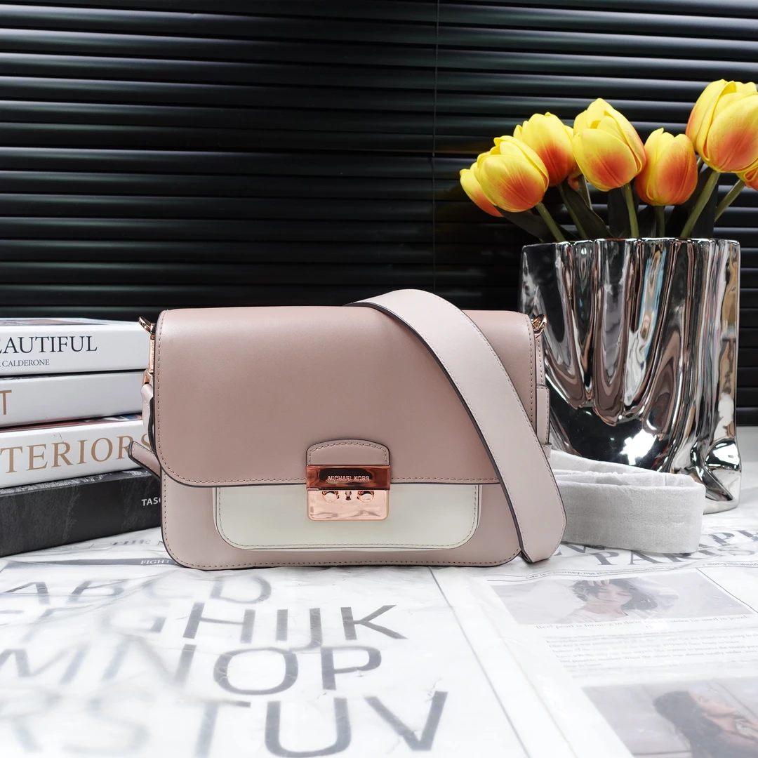 95新 MICHAEL KORS/迈克高仕 单肩包/T10285372