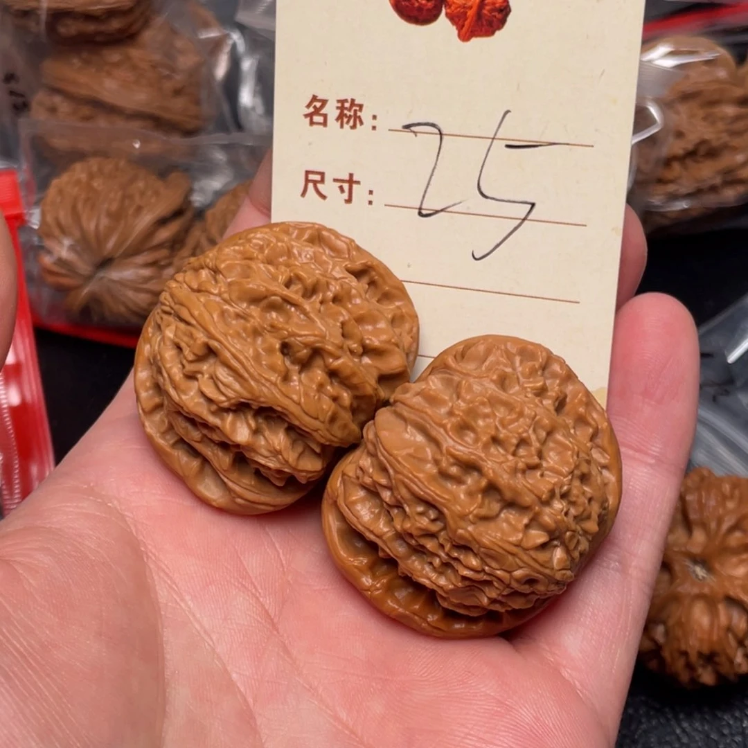 文玩核桃把件铁*白狮子42尺25