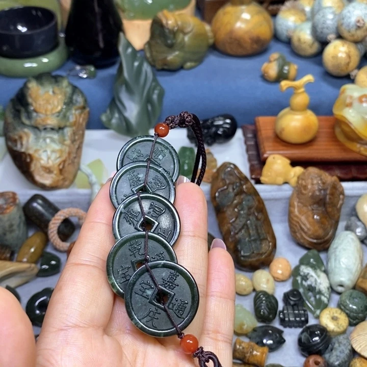 蛇纹石玉未镶嵌岫玉