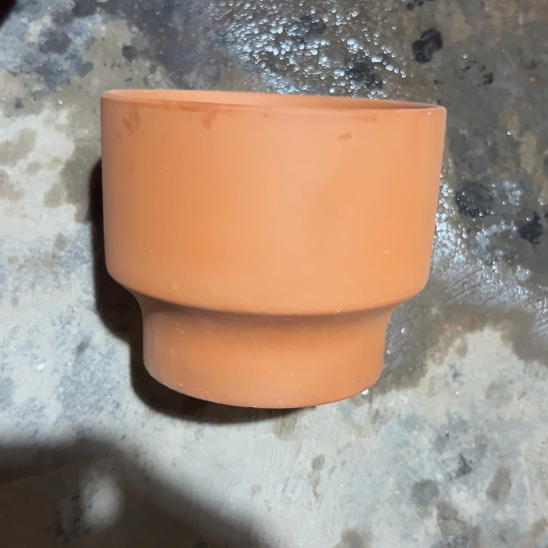 酒杯盆14口11高1只【微瑕】