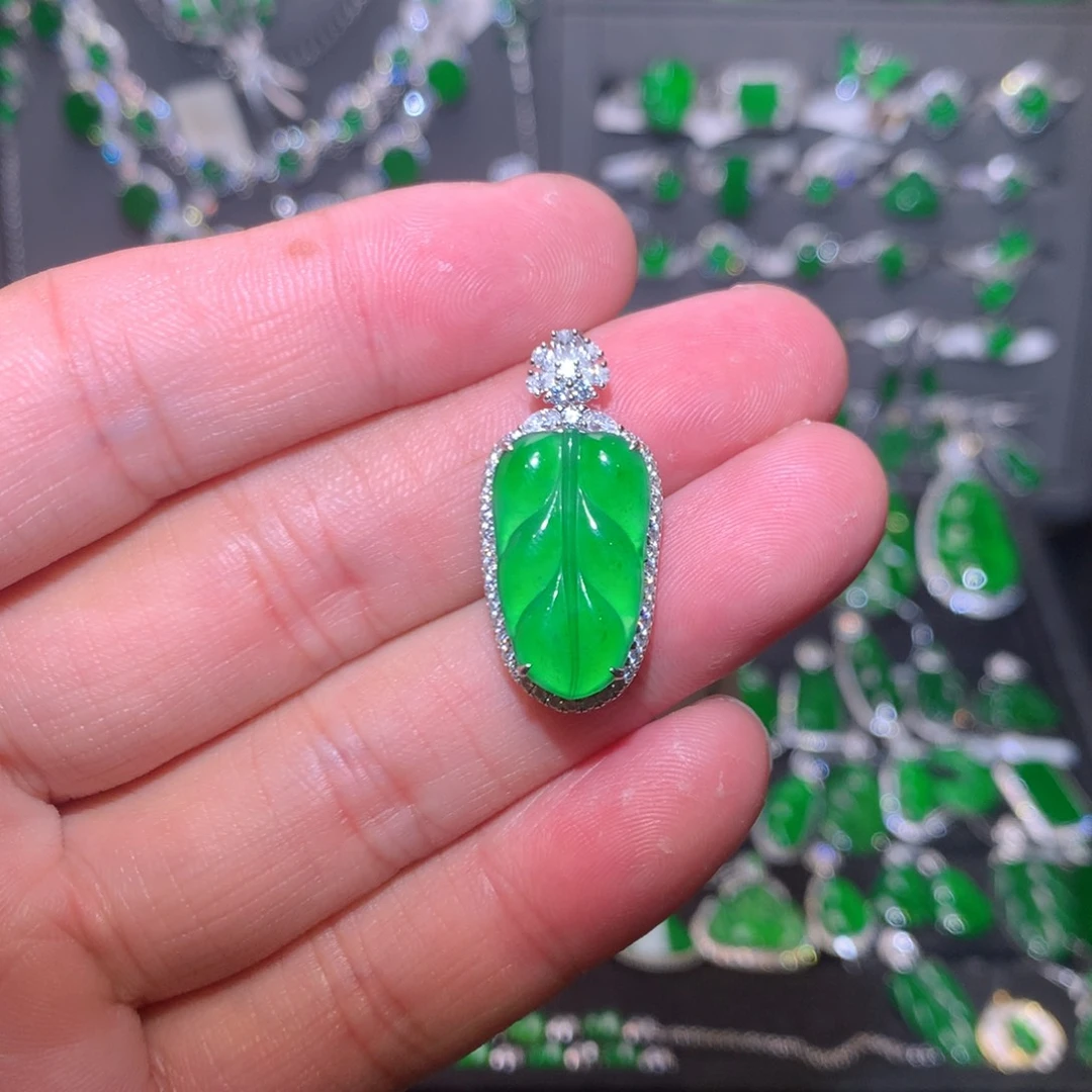 翡翠18K金镶嵌吊坠(不含链)天然翡翠