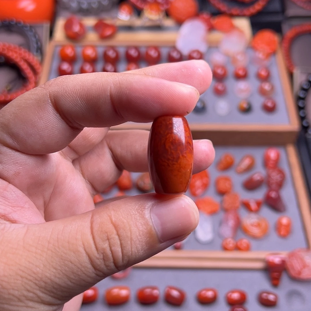 未镶嵌南红玛瑙珠宝奇石