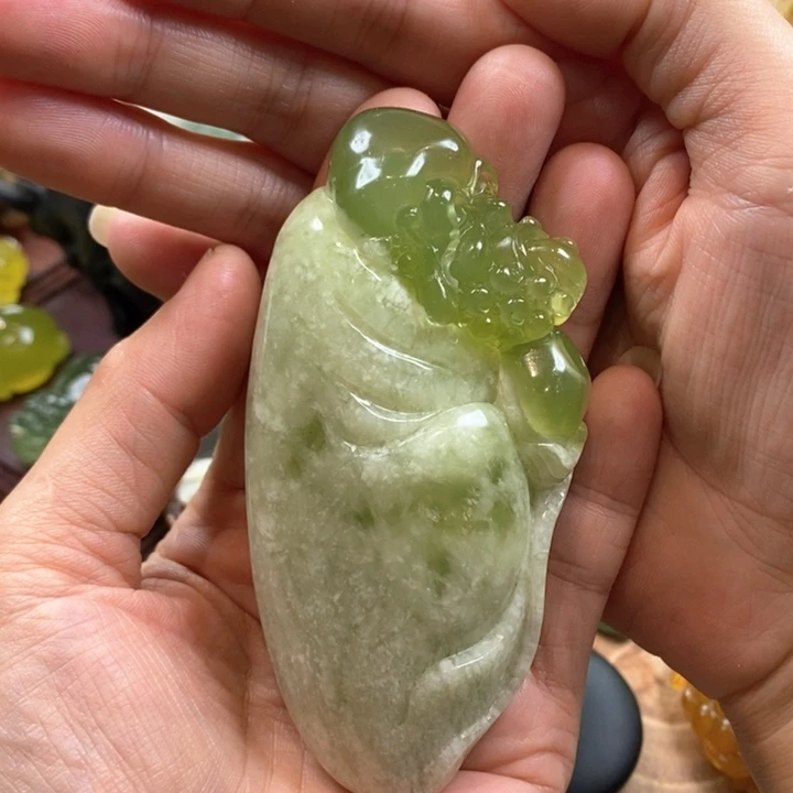 蛇纹石玉未镶嵌手把