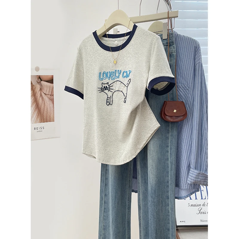 韩系设计感刺绣钉珠猫咪撞色圆领夏季新款正肩百搭减龄短袖上衣女