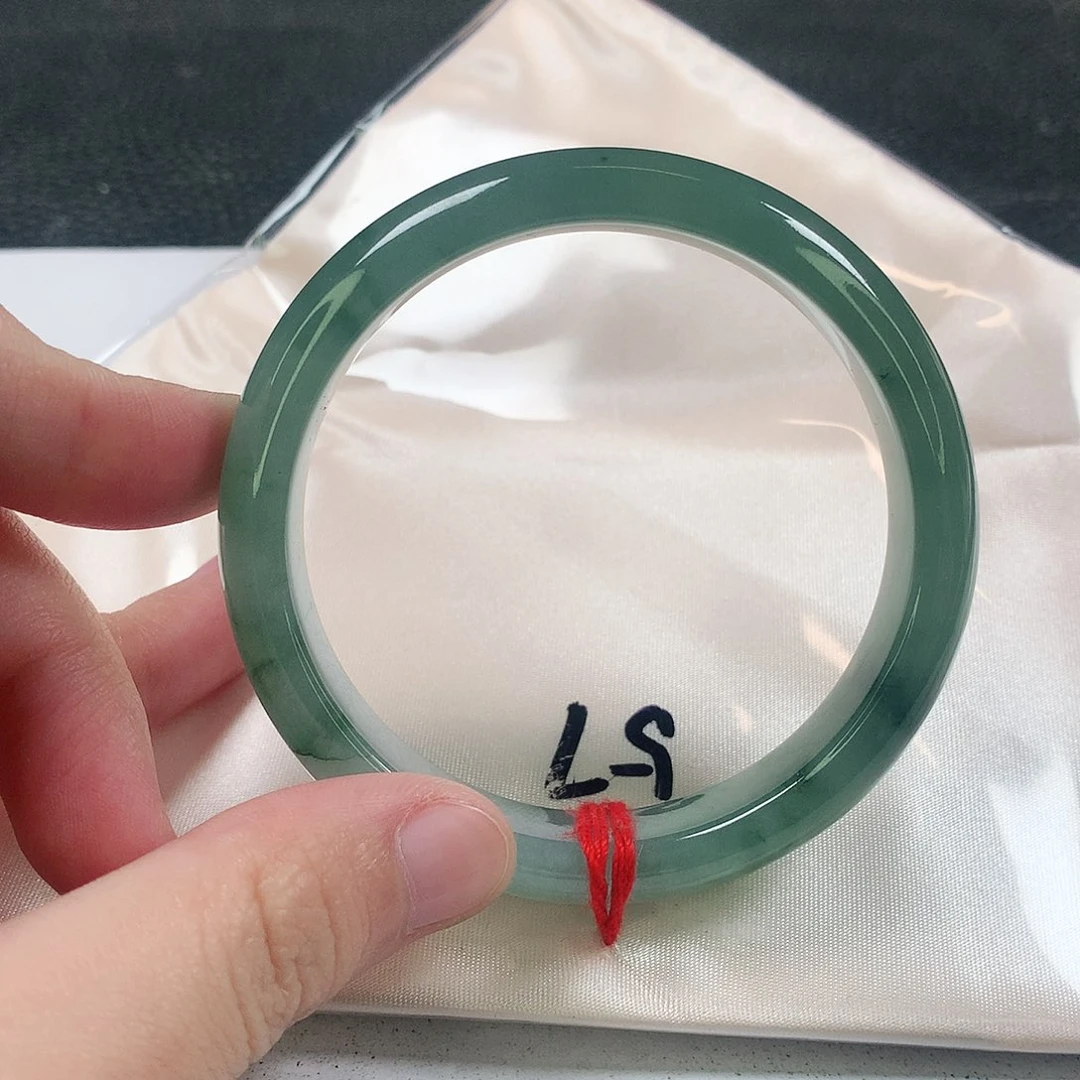 未镶嵌手镯翡翠344