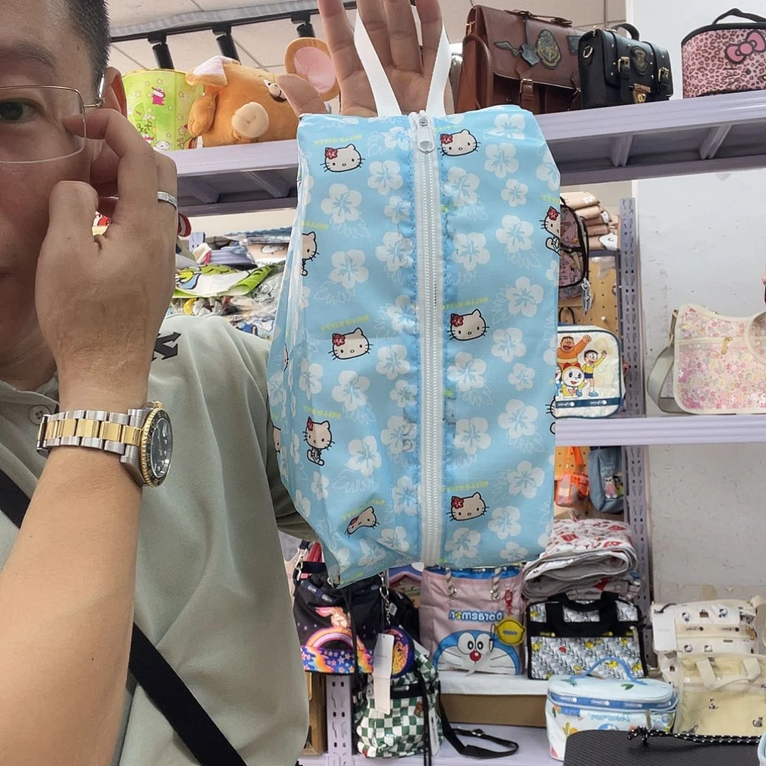 PU化妆包等产品和产品