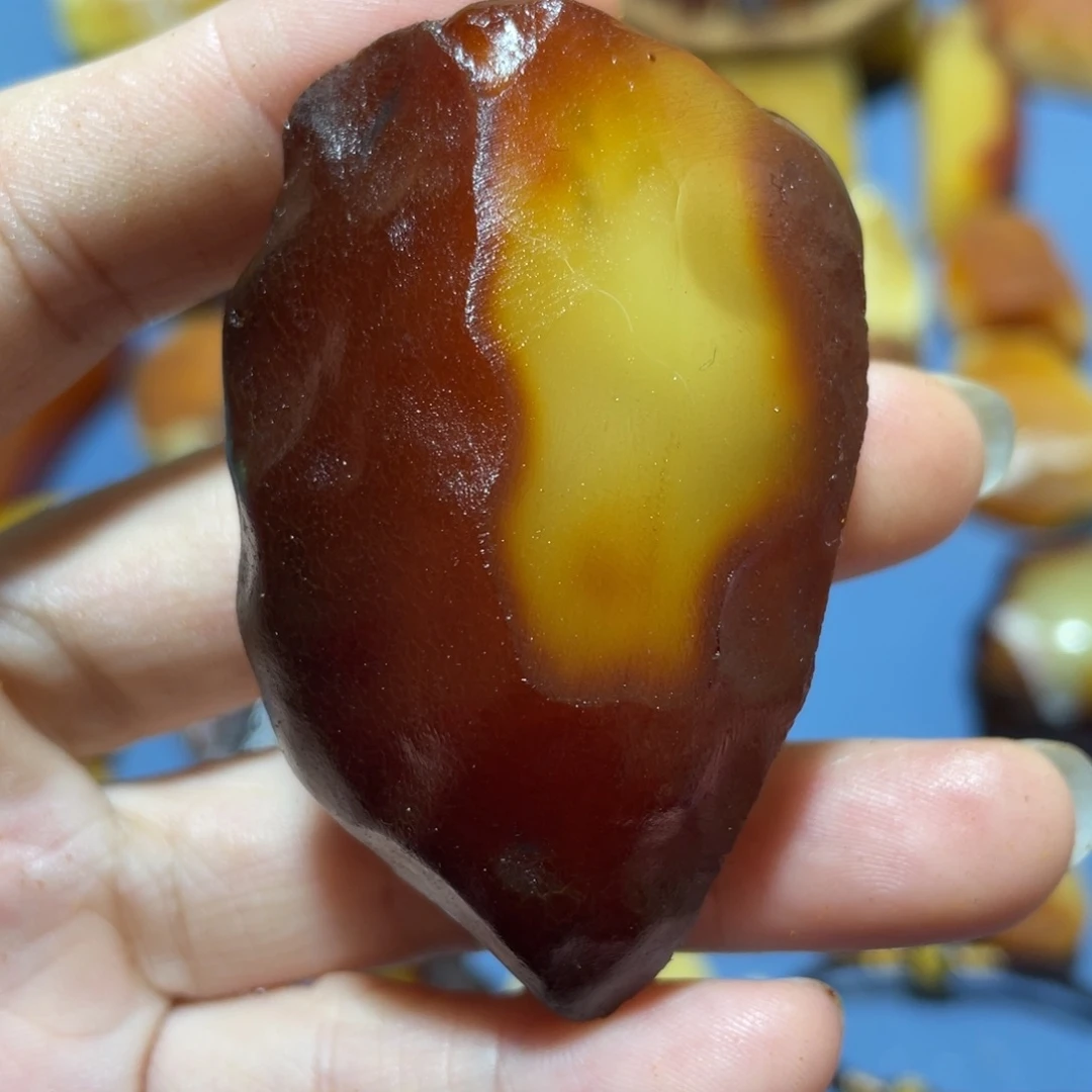 定制蜜蜡未镶嵌水滴