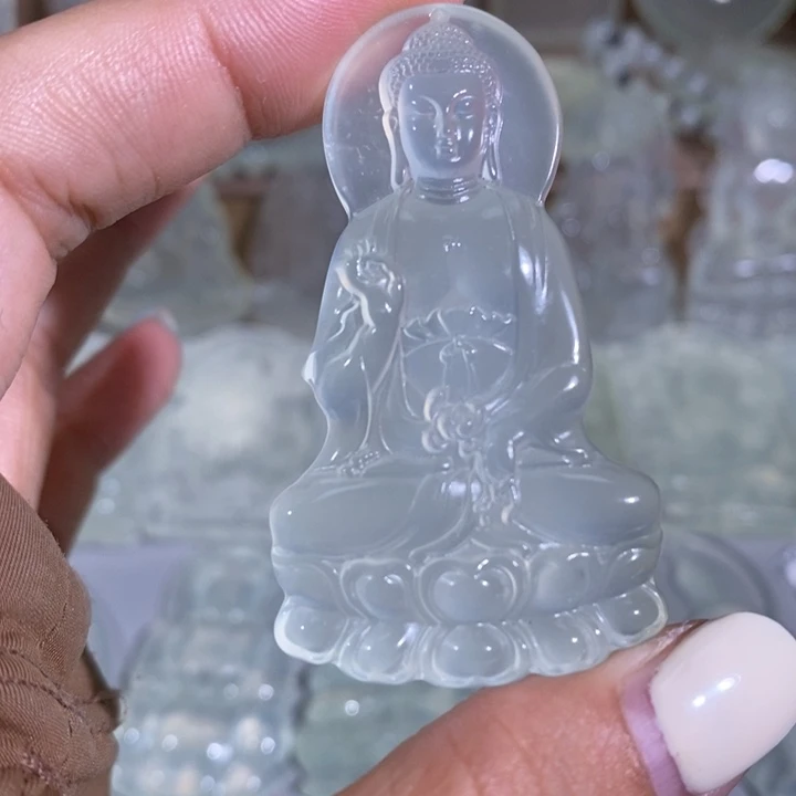 岫玉未镶嵌颈饰吊坠