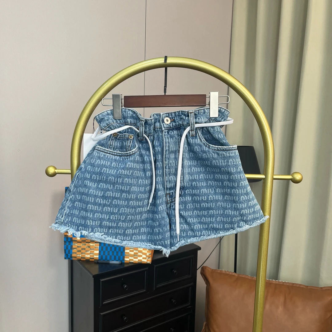 99新 MIU MIU/缪缪 蓝色满印牛仔短裤 25码 99新