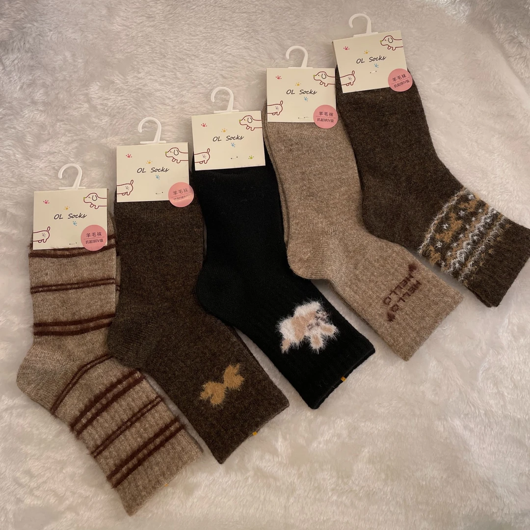 羊绒袜休闲风保暖公主风森系学院风波点植绒中筒袜冬季提花