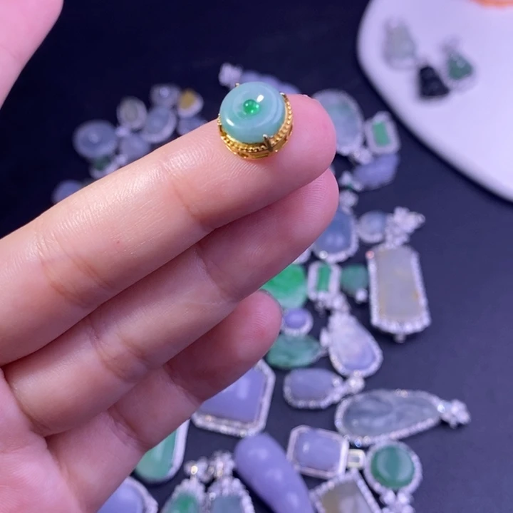 颈饰未镶嵌翡翠111