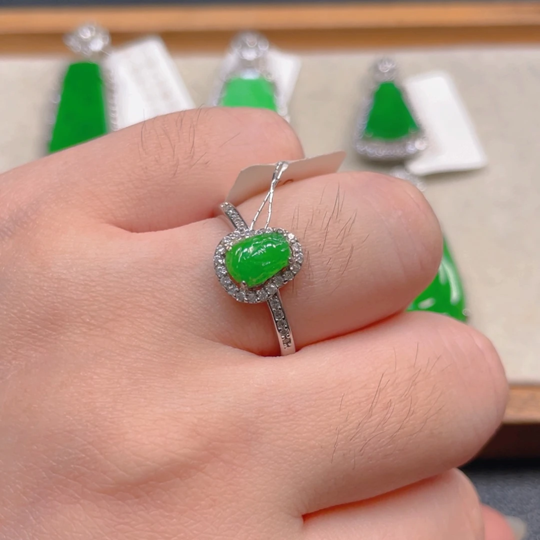 翡翠银S925镶嵌颈饰