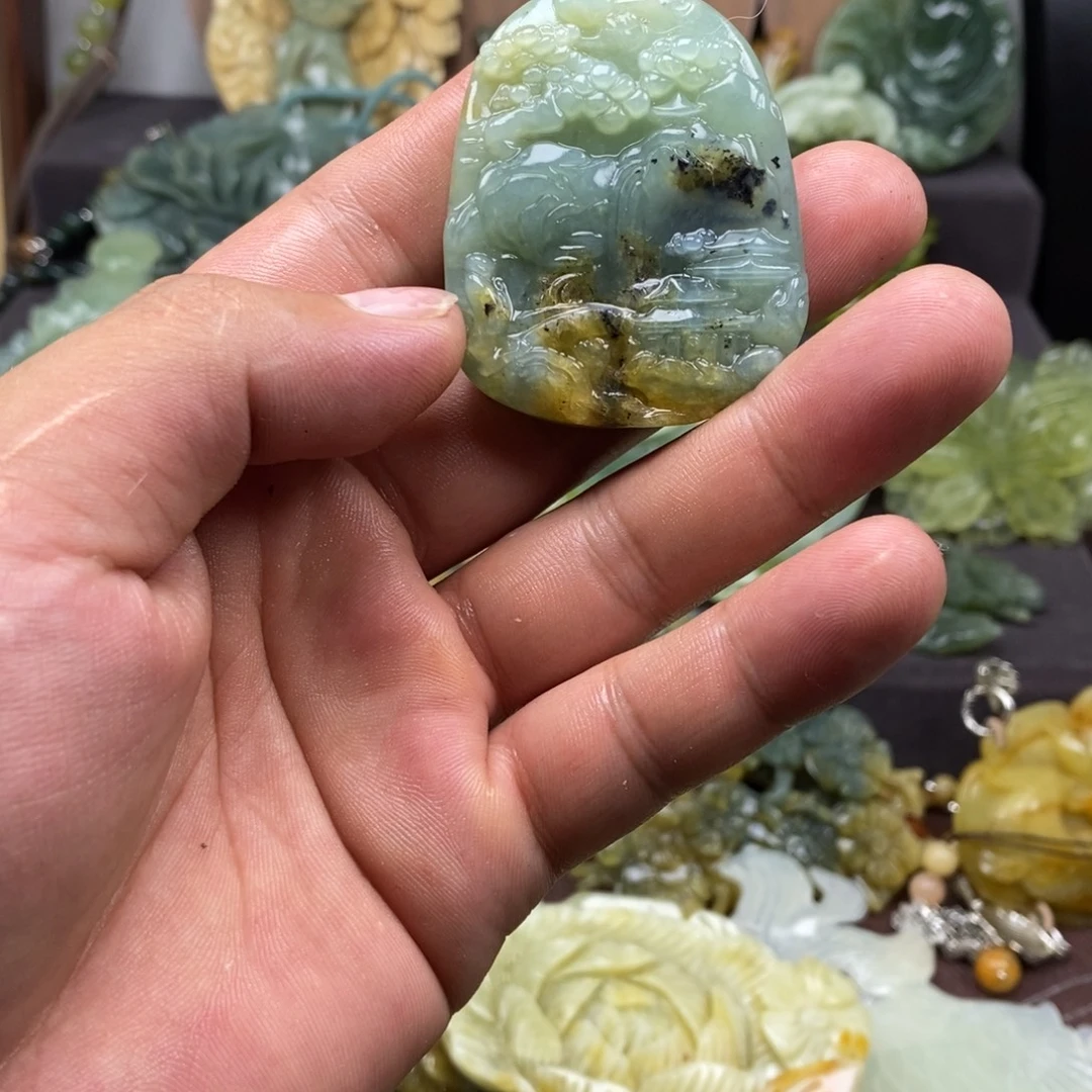 蛇纹石玉未镶嵌吊坠(不含链)
