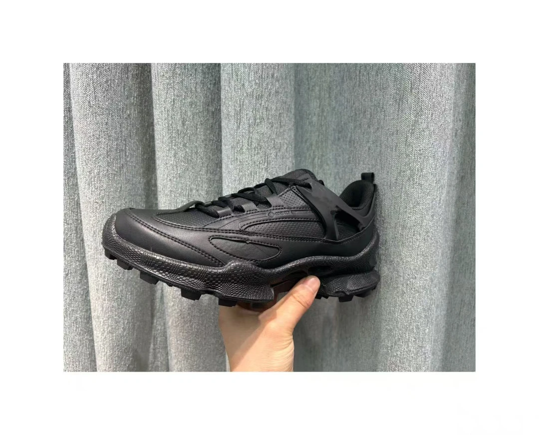 男士徒步登山健步鞋//