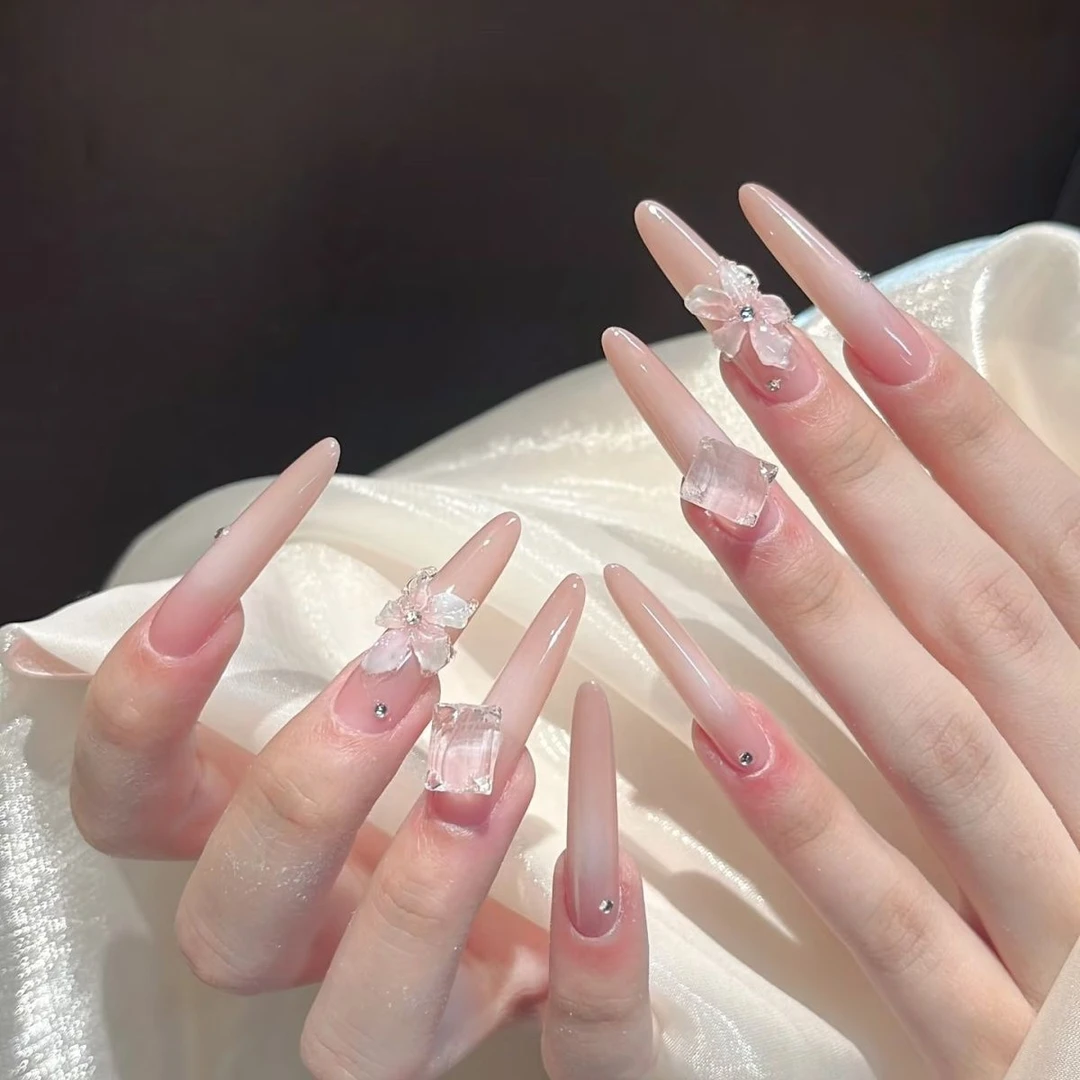 【店铺热销】显白美甲贴片猫眼新款纯手工美甲片穿戴式2025新款