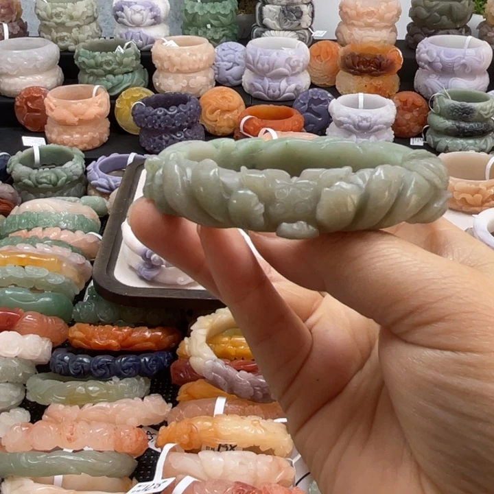 石英质玉未镶嵌手镯