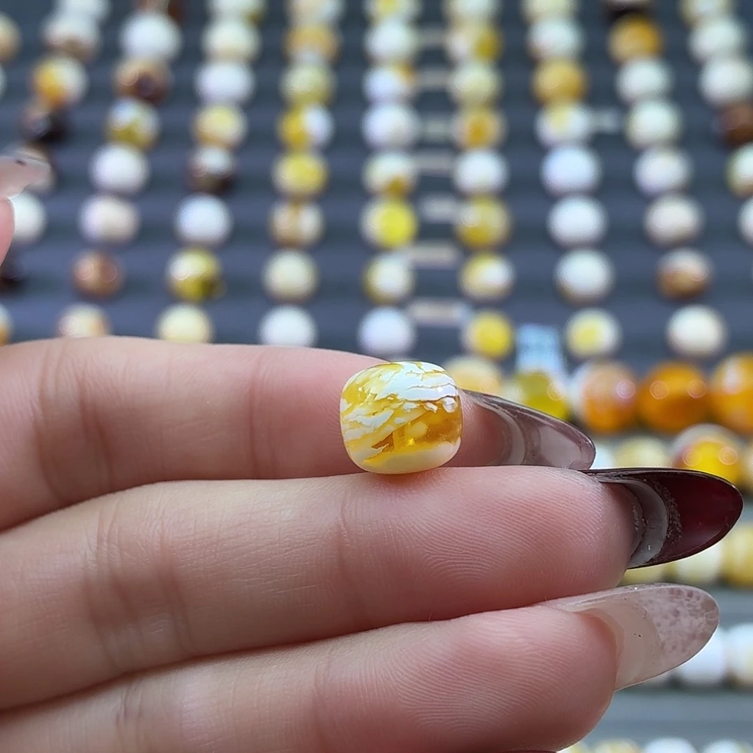 琥珀未镶嵌裸石蜜蜡10..6