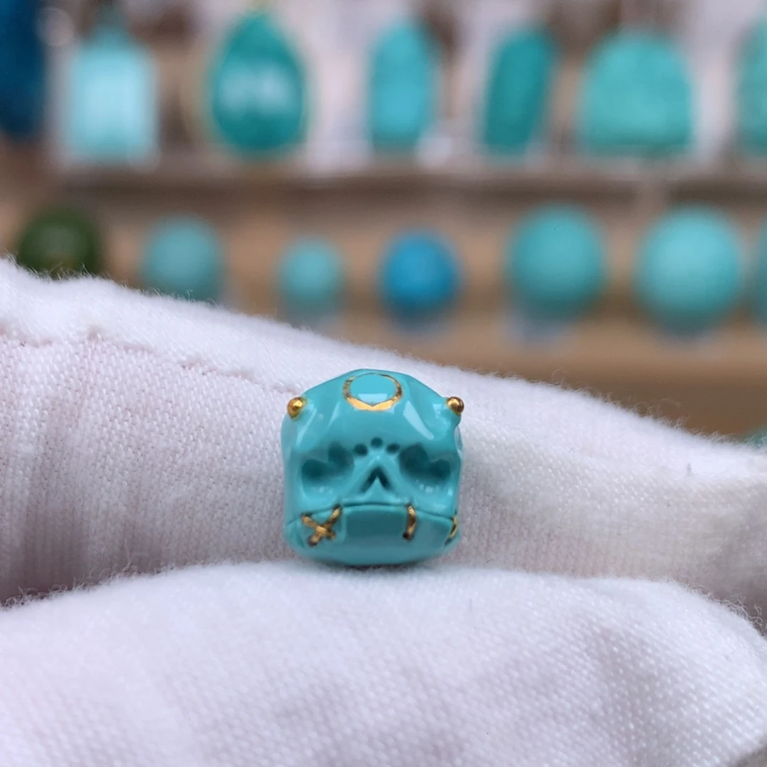 未镶嵌绿松石珠宝奇石