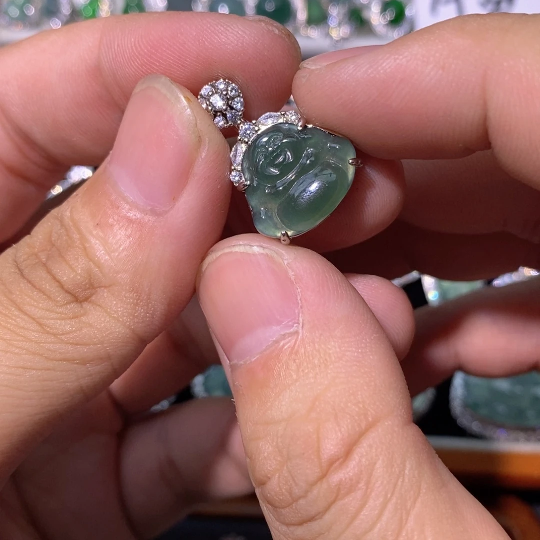 翡翠未镶嵌颈饰天然