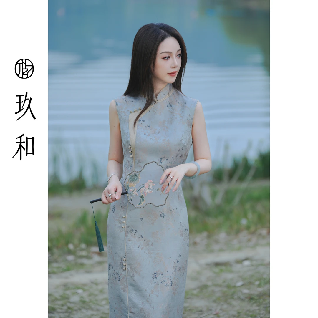 【玖和】中式复古气质时尚修身灰蓝色织金提雅致减龄旗袍JHA1LY022