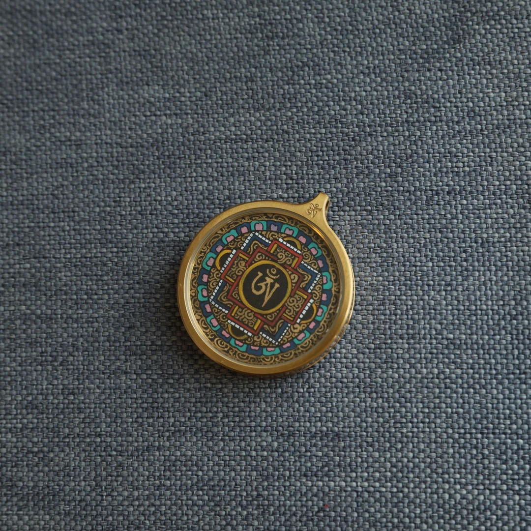 钛钢吊坠 壹加林妹妹 | 嗡字坛城卡卡竖款吊坠