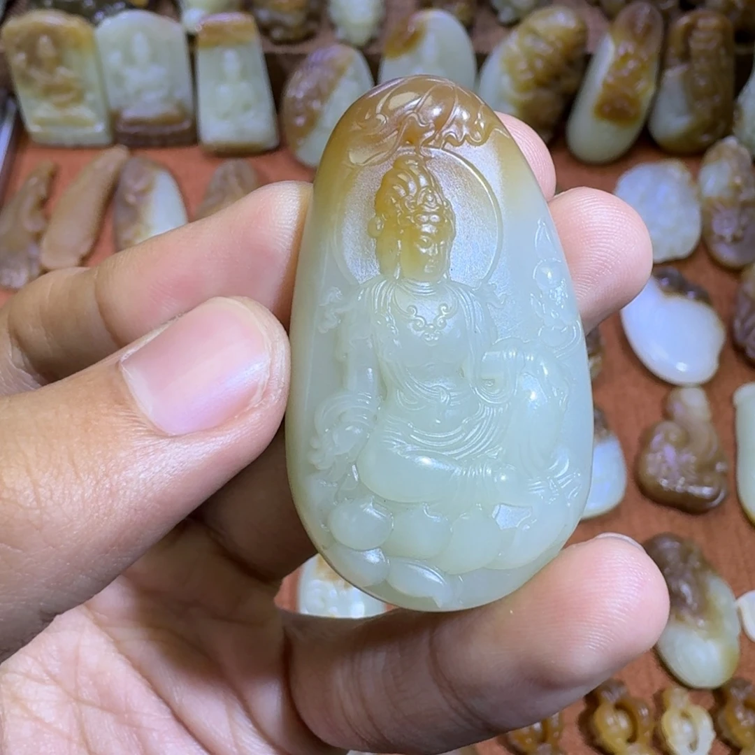 和田玉未镶嵌颈饰