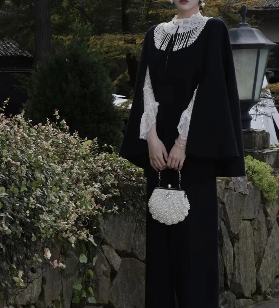 【墨园雅集 嫁给首富的战袍】重工绵羊毛绣花斗篷外套+连衣裙 套装