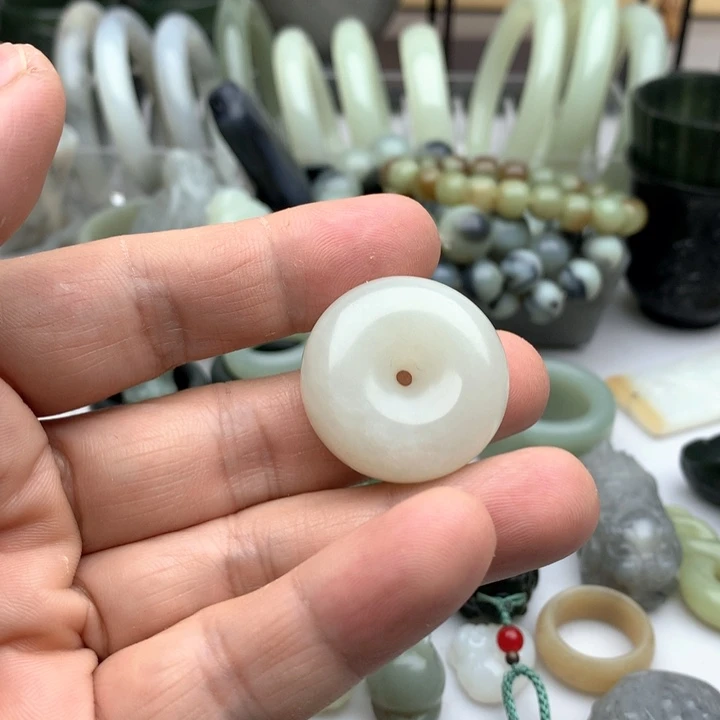 未镶嵌和田玉把件国*