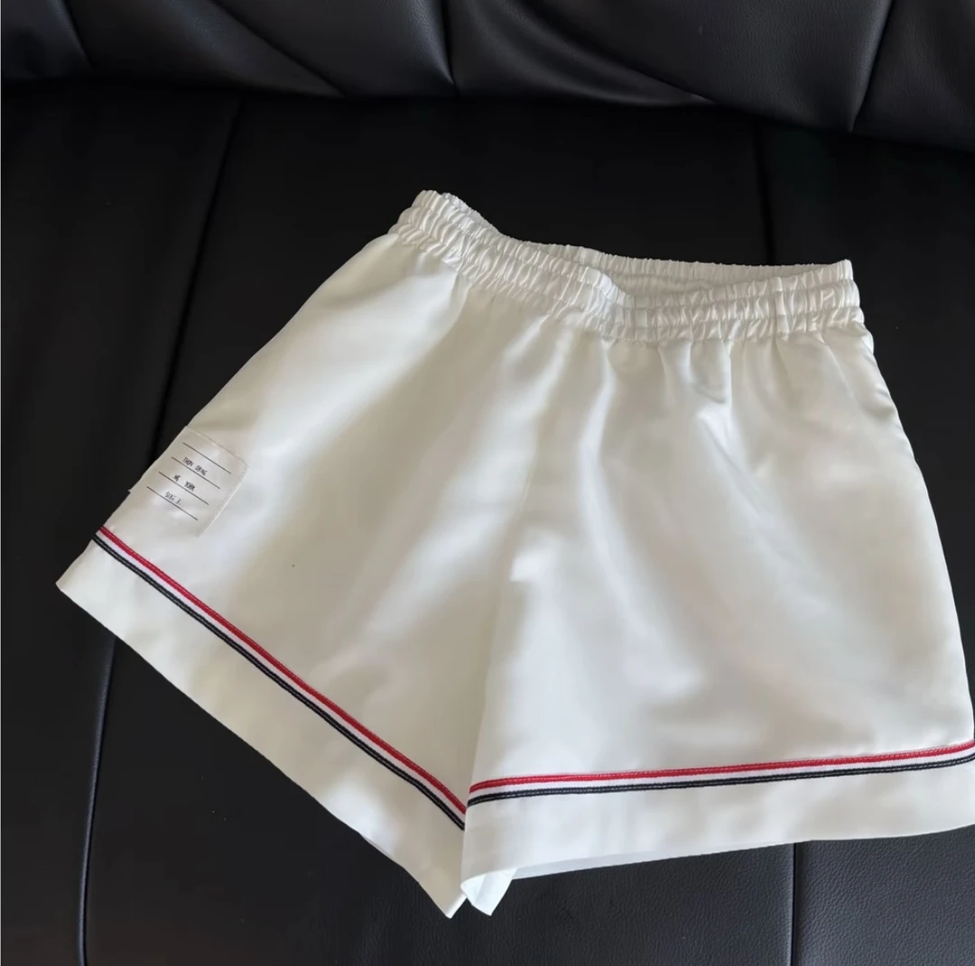 LULU夏季新品透气轻薄休闲运动短裤女款621