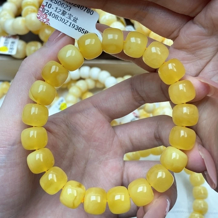 琥珀未镶嵌珠宝奇石11