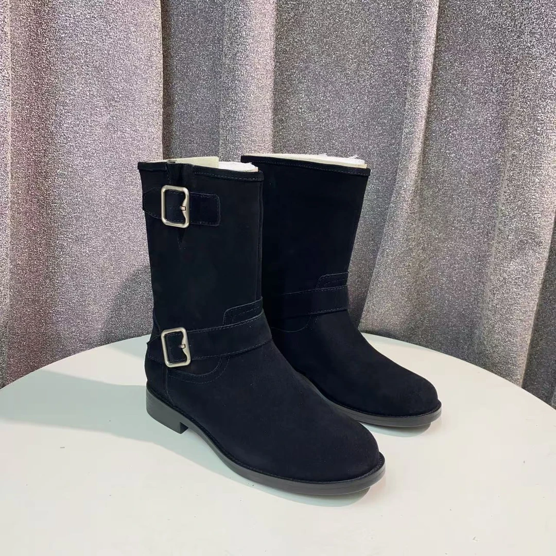 C2296 黑色 秋冬时尚舒适圆头女中筒烟筒靴 马丁靴