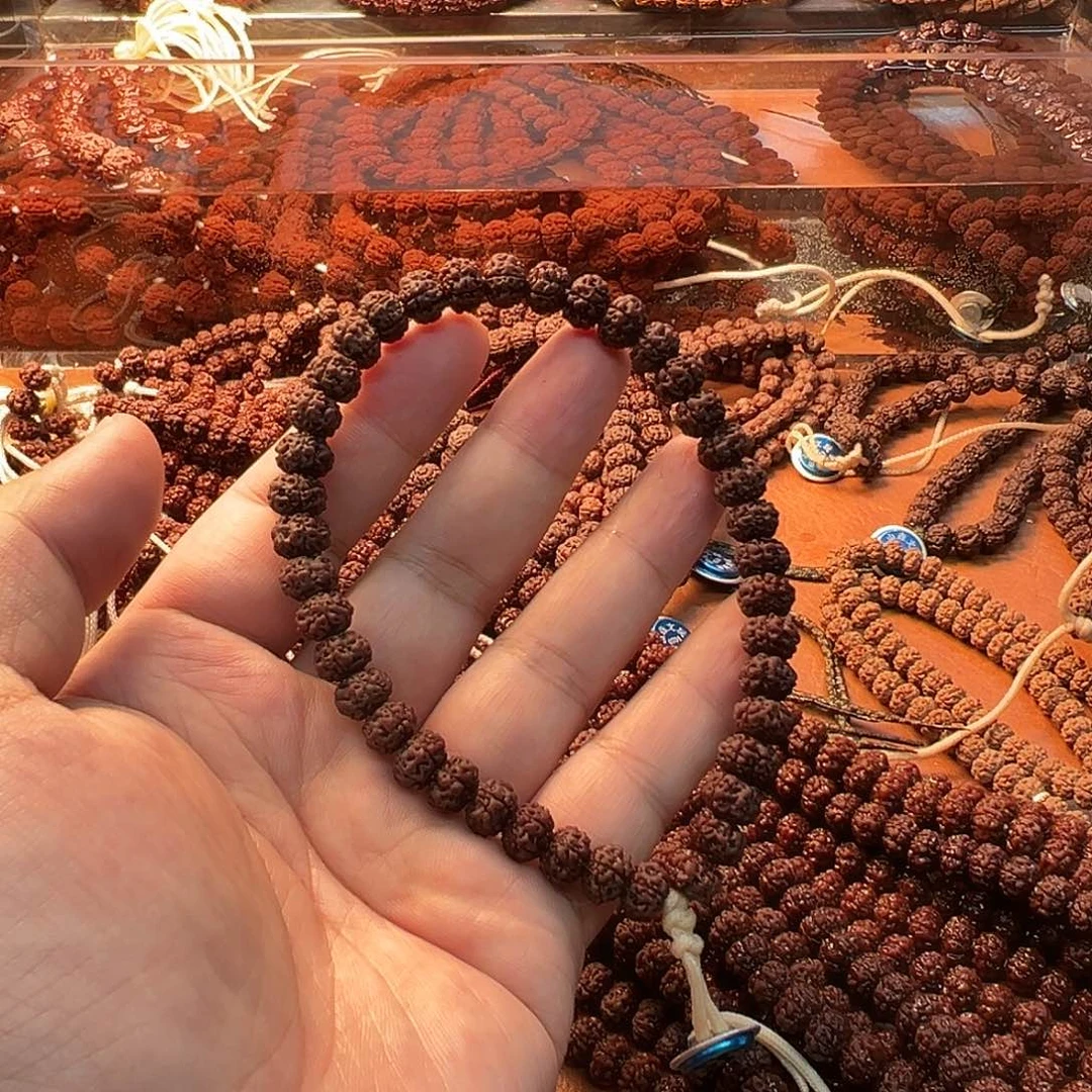 哈***）吊坠金刚菩提飞碟树祖手持9