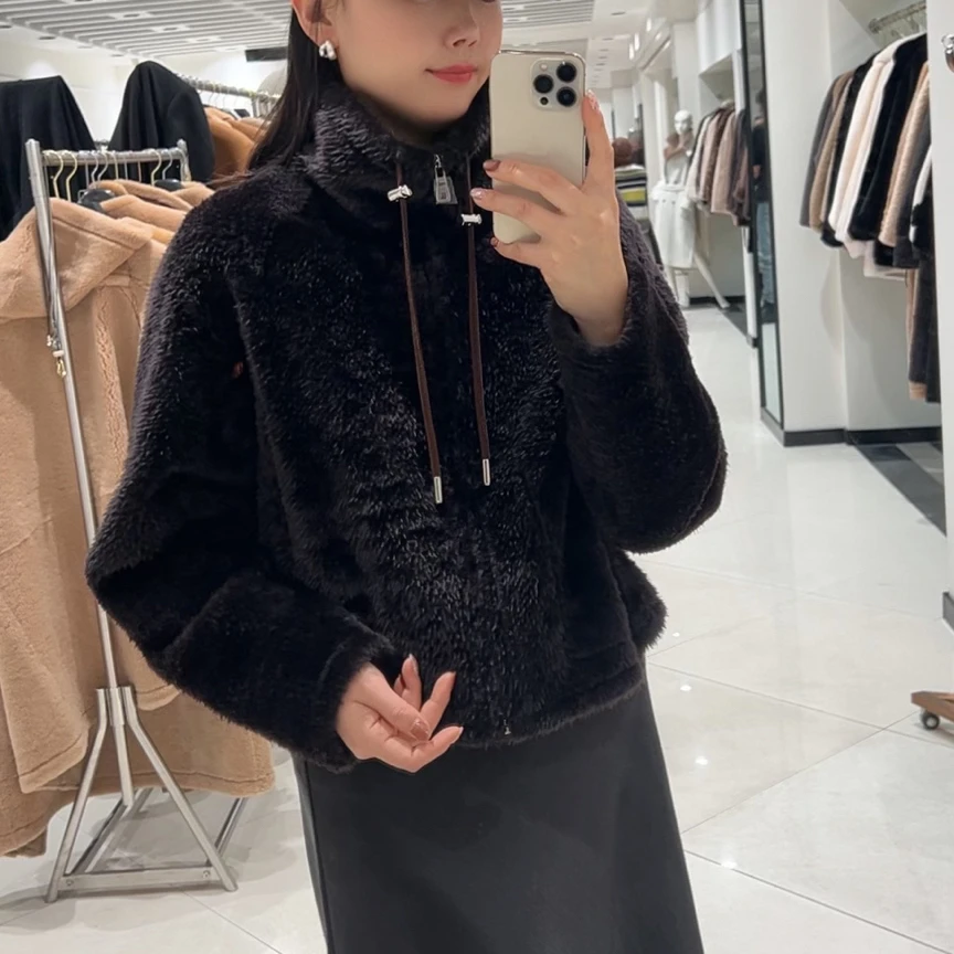 新疆包邮短款女款休闲真皮女士羊皮皮毛一体外套25074直播同价