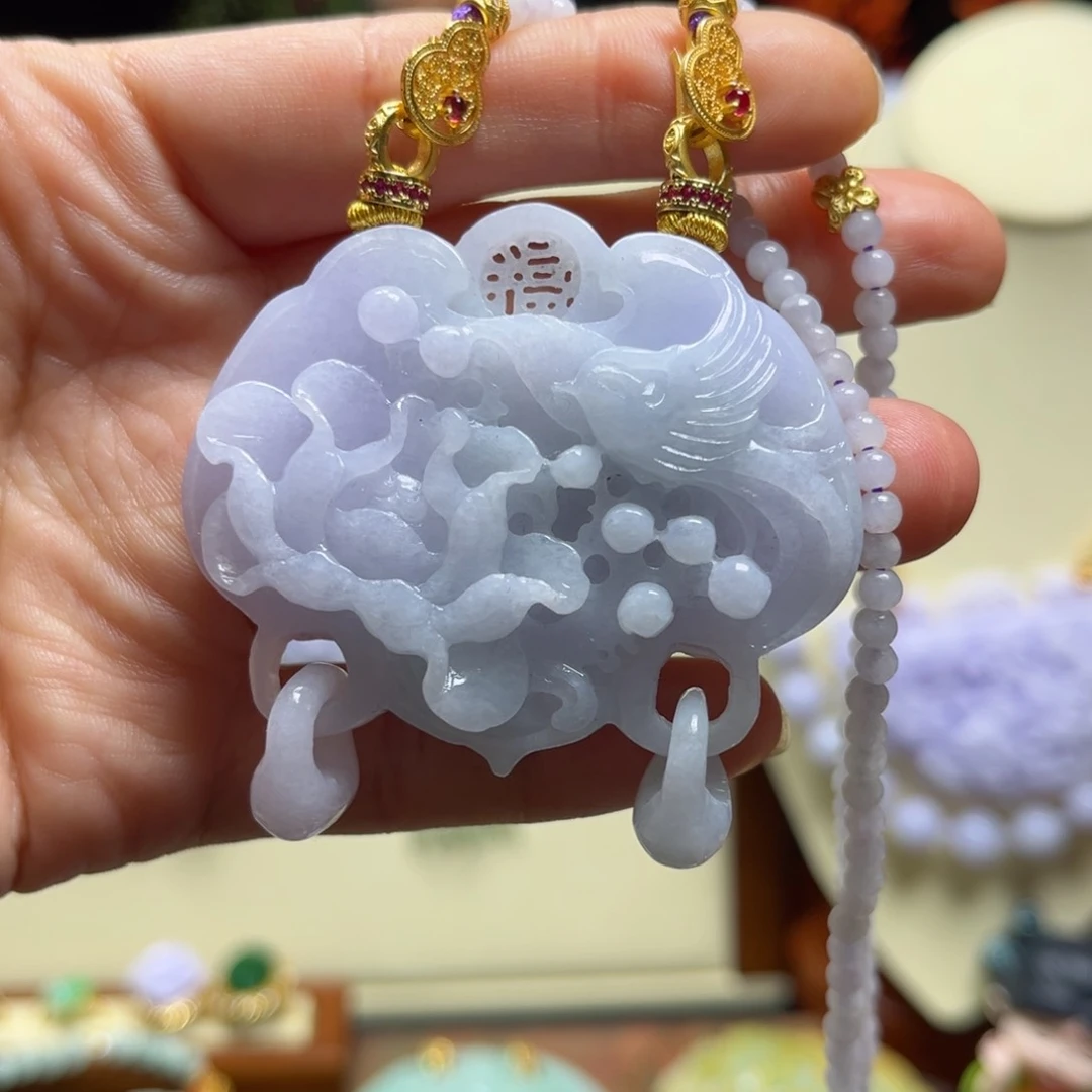 翡翠颈饰未镶嵌天然翡翠