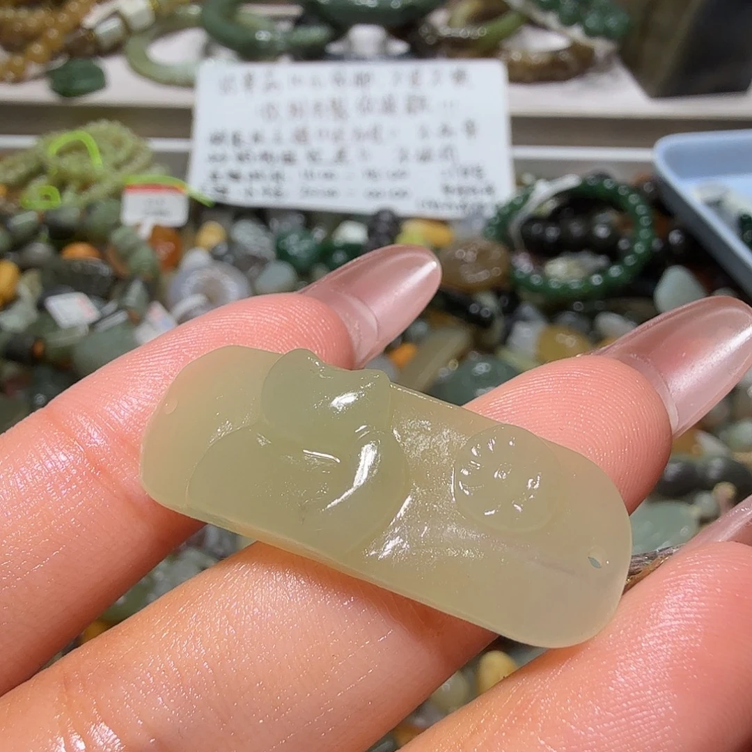 和田玉未镶嵌珠宝奇石