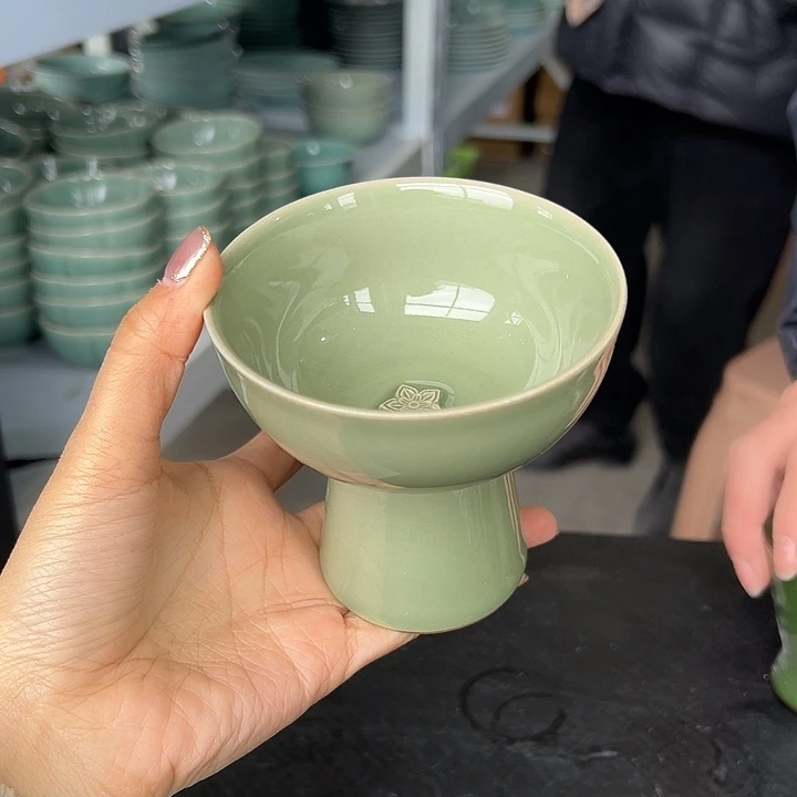 青瓷小米茶器龙泉青瓷