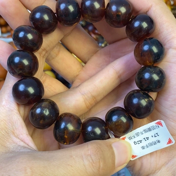 未镶嵌琥珀珠宝奇石