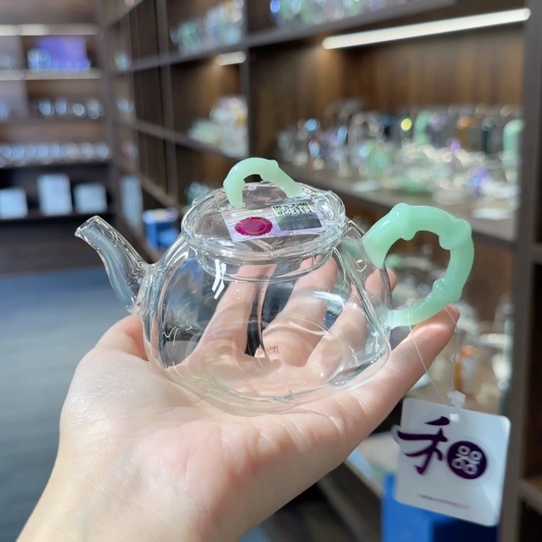 禾器君漾壶浅玉色