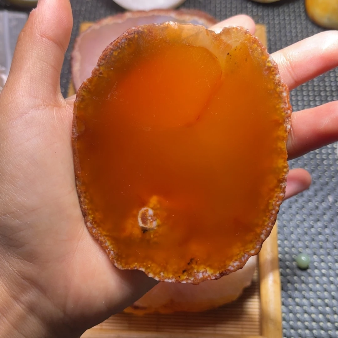 未镶嵌和田玉（糖玉）车挂