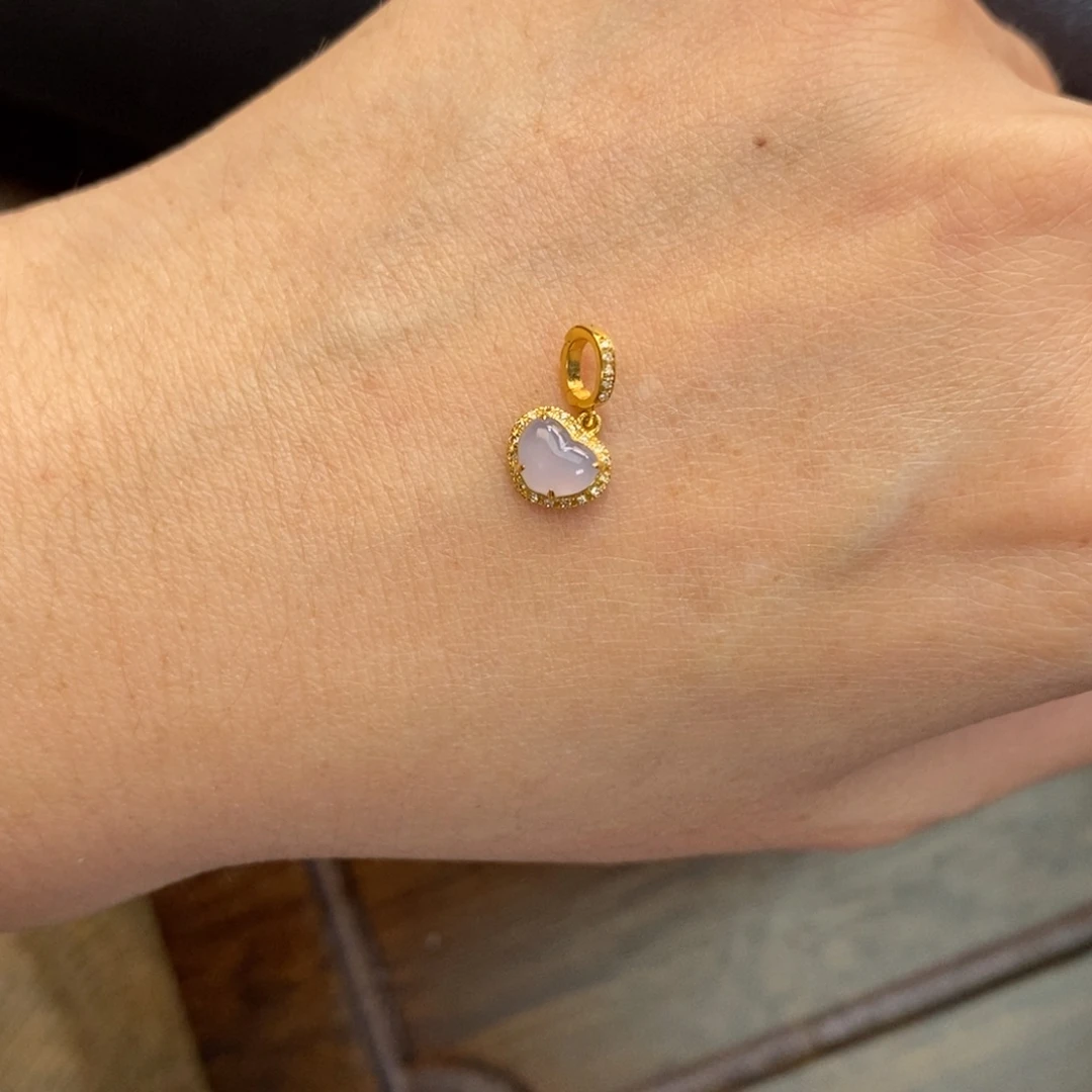 圆***气翡翠18K金镶嵌颈饰翡翠