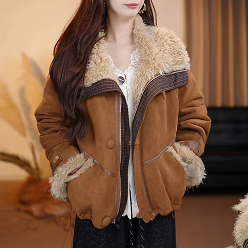 2025冬季新款美拉德格子拼接羊羔毛外套女短款加厚保暖皮毛一体女