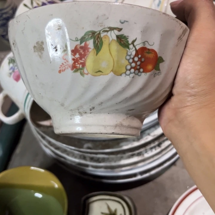 L***g老货盘子碗啥都有