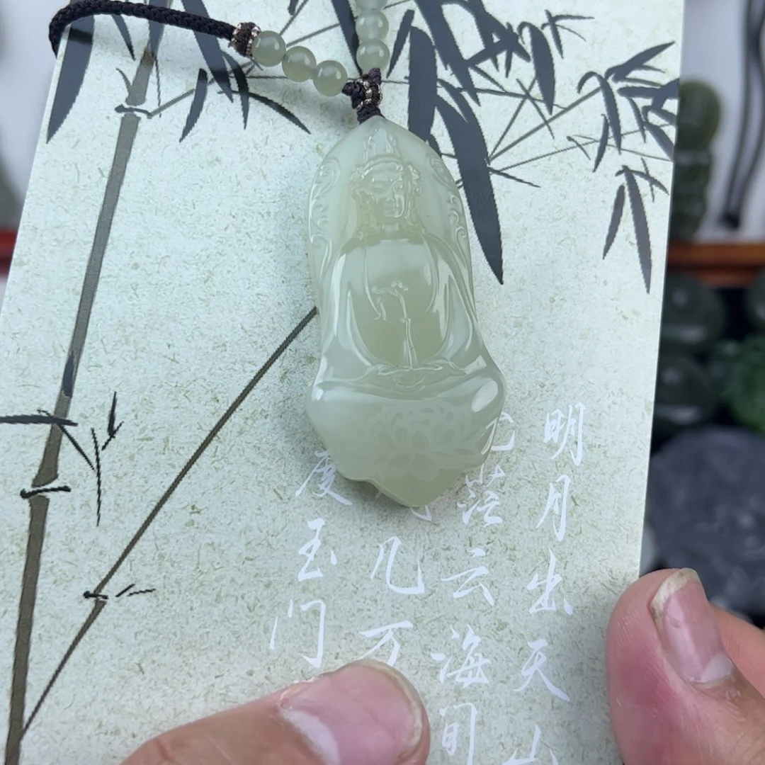 颈饰未镶嵌和田玉