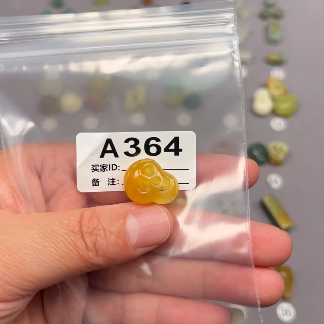 未镶嵌蛇纹石玉颈饰Z*池