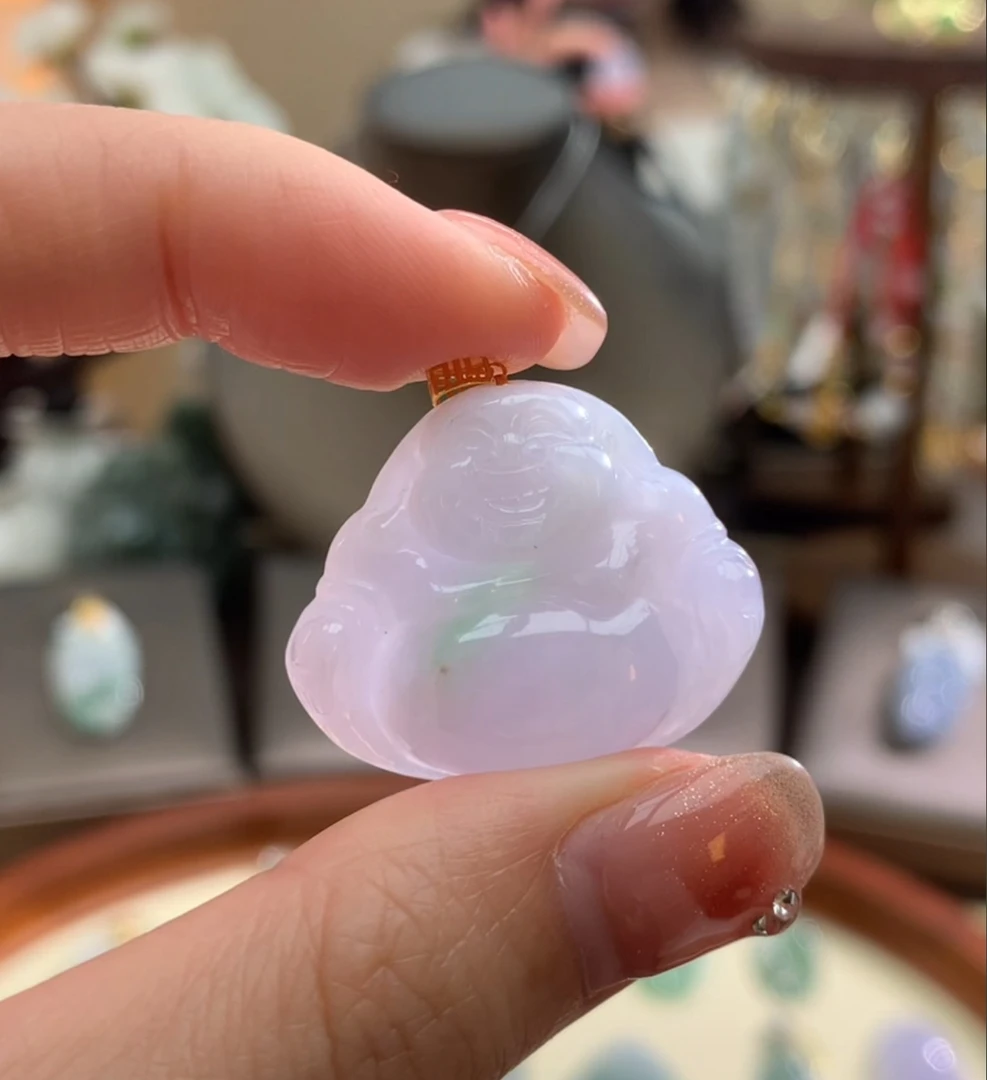 天然A货翡翠吊坠