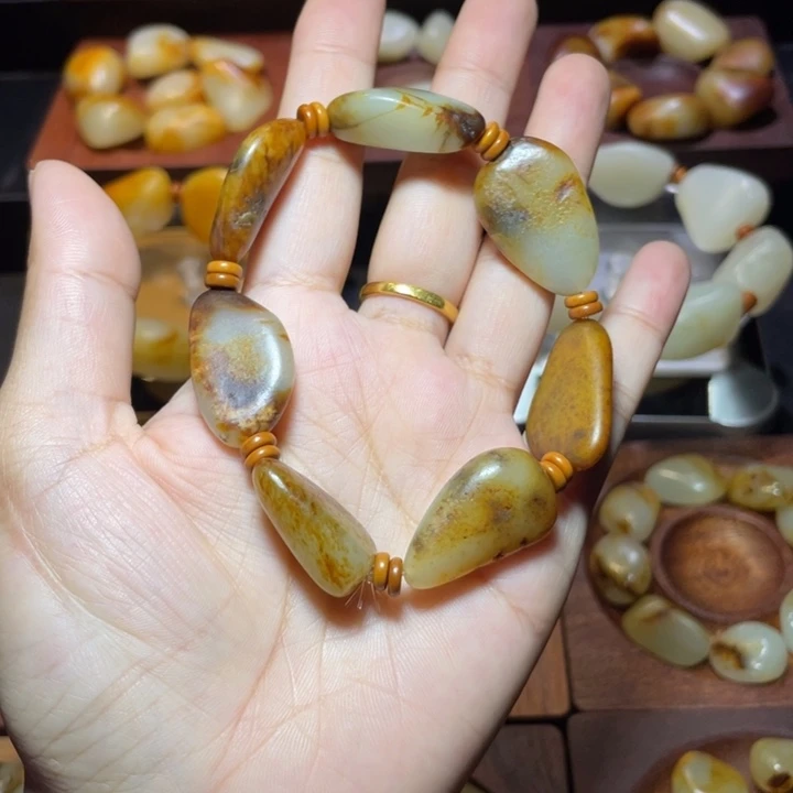 和田玉未镶嵌手链