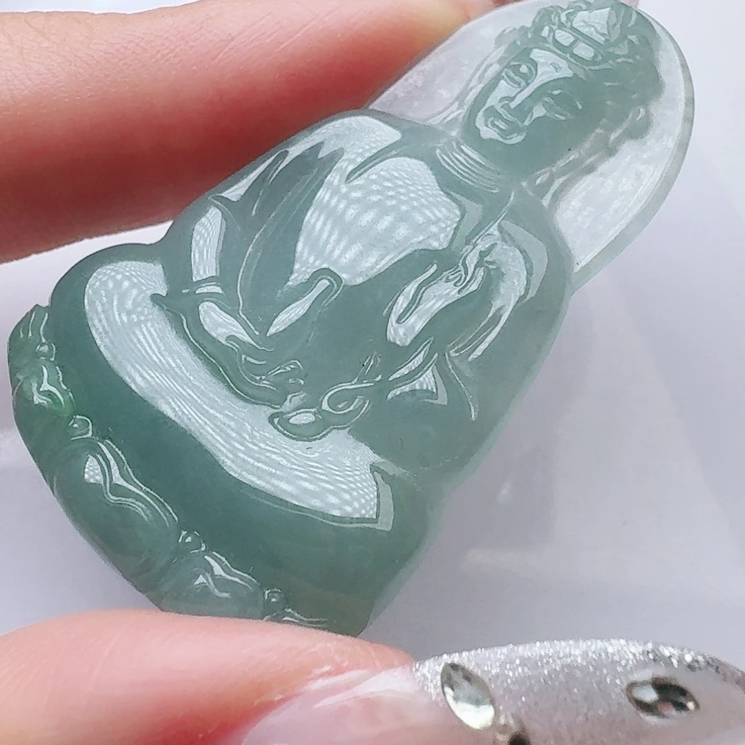 翡翠未镶嵌颈饰天然的A货翡翠多样性发其一