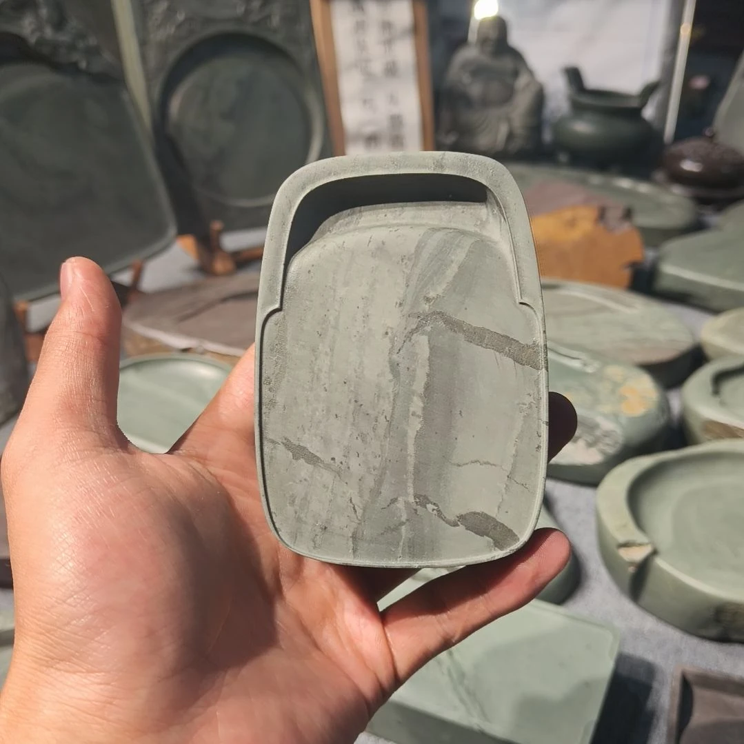 甘肃洮砚，水泉小圆门字砚